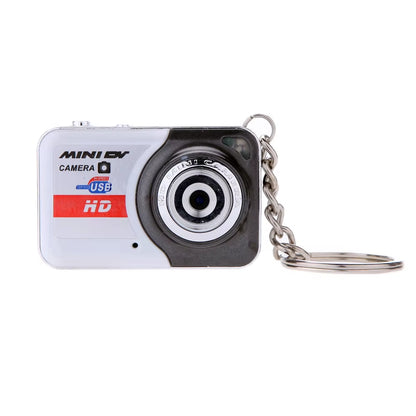 X6 Mini Camera Portable Ultra Mini High Denifition Digital Camera Mini DV Support 32GB TF Card with Mic Gifts for Kids